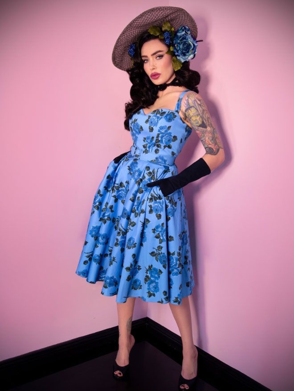 VIXEN BY MICHELINE PITT SWEETHEART SWING DRESS - Picture 2 of 3
